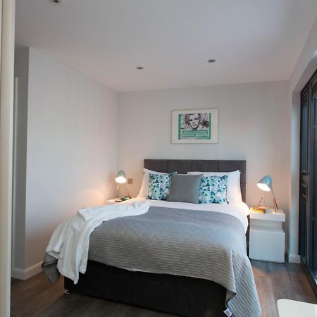 Cotels At 7Zero1 Serviced Apartments - Modern Apartments, Superfast Broadband, Free Parking, Centrally Located Milton Keynes Dış mekan fotoğraf